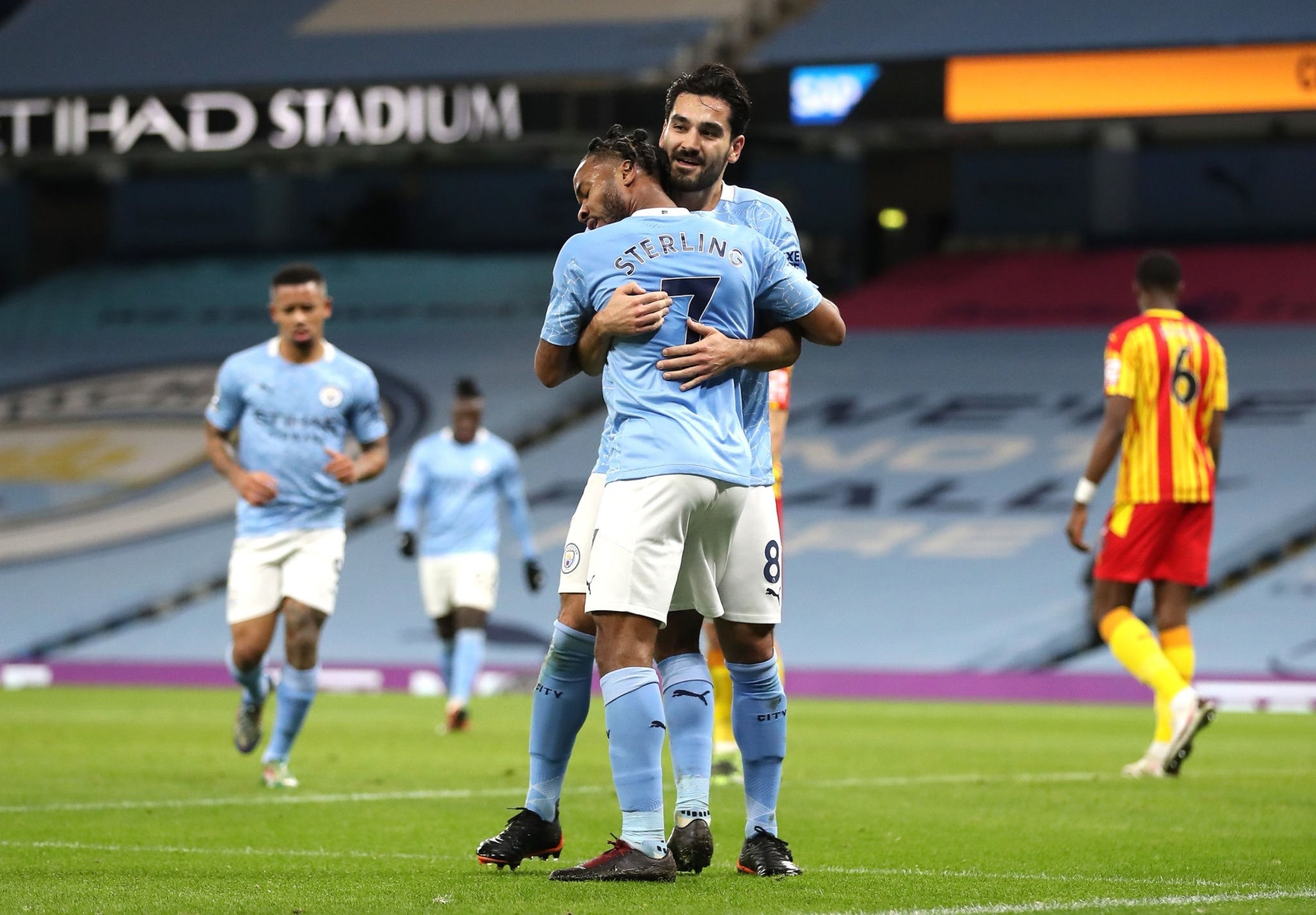 视野无与伦 视野无与伦